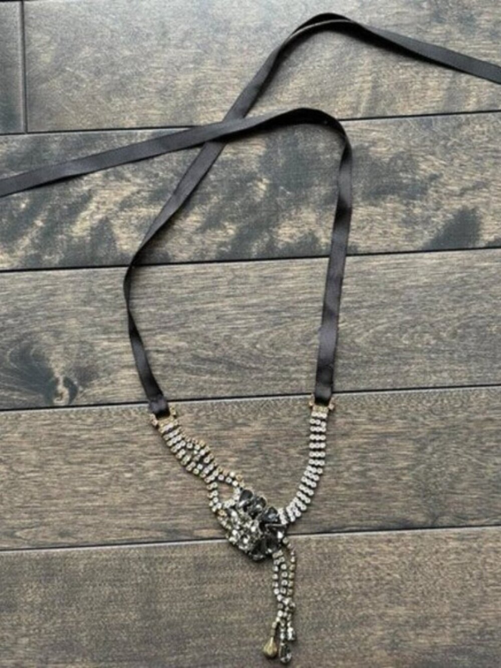 Banana Republic Ribbon Gem Necklace